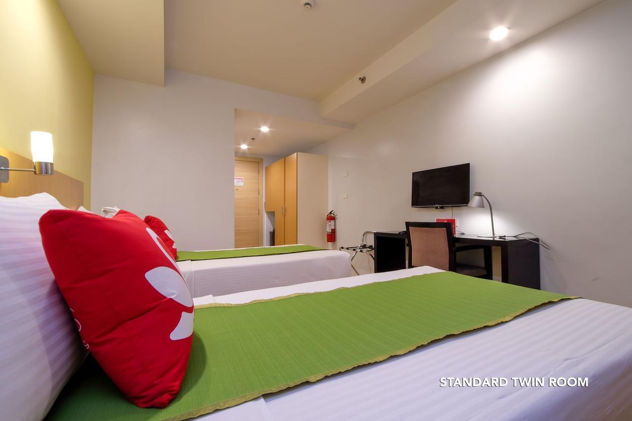 Zen Rooms Bangkal Makati Makati City Exterior photo